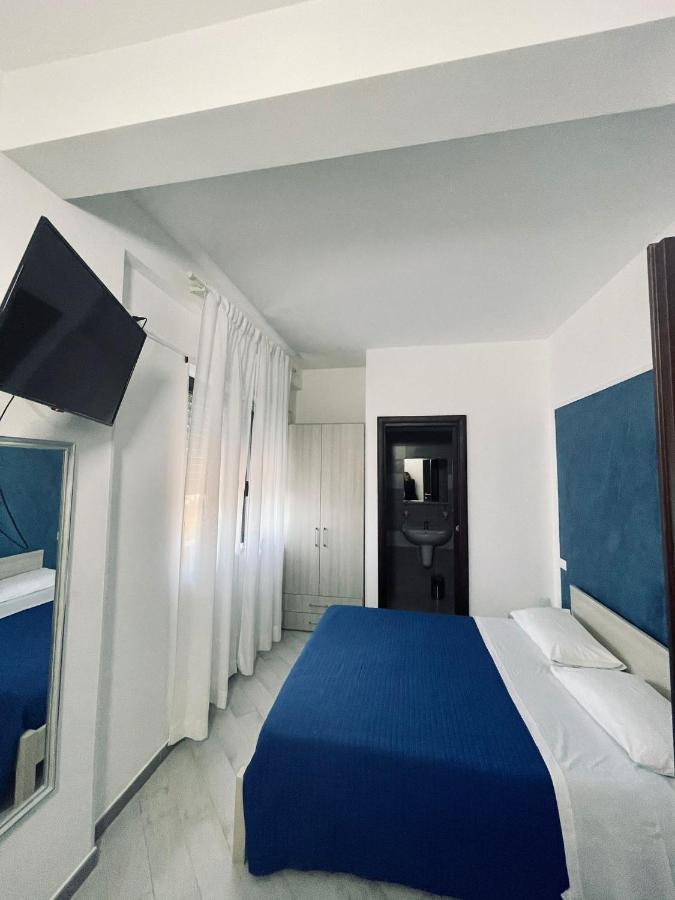 Carfagnini Rooms แตร์โมลิ ภายนอก รูปภาพ