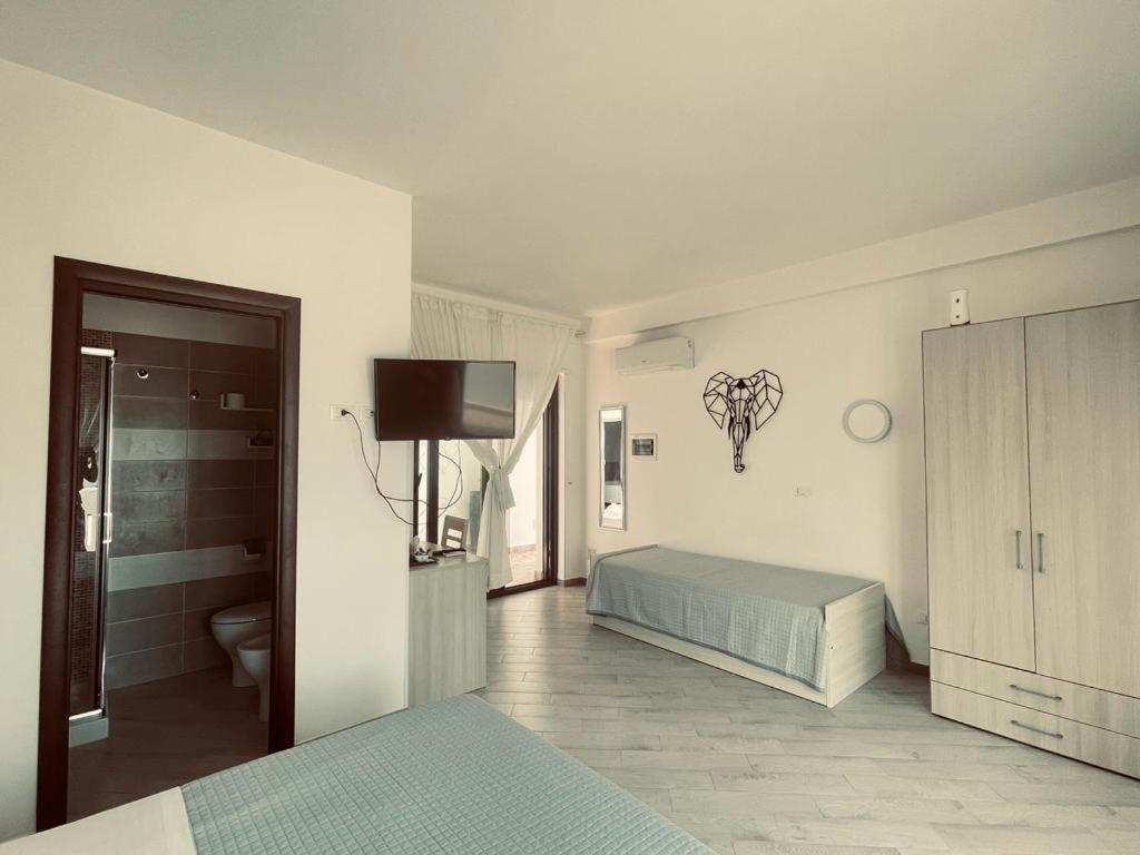 Carfagnini Rooms แตร์โมลิ ภายนอก รูปภาพ